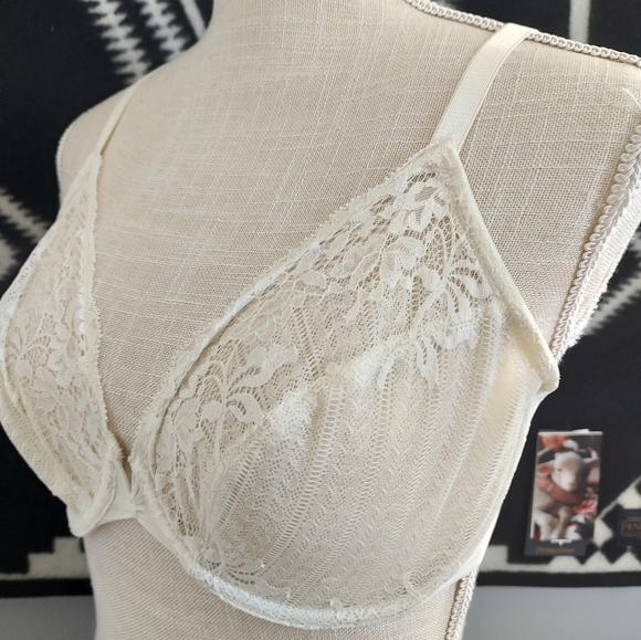 🪶 Vintage GUC Wacoal Brand Intimates Ladie's Unlined Lace Underwire Bra, 34D - Picture 5 of 11